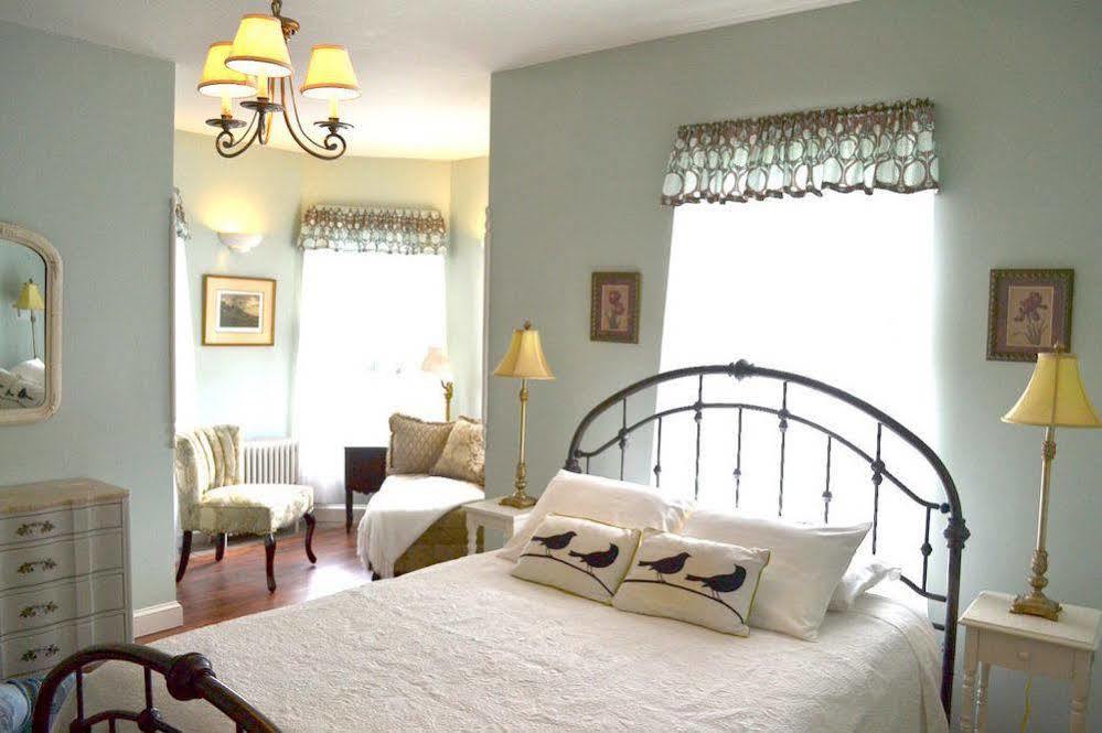 The Bell House Inn Glens Falls Eksteriør bilde