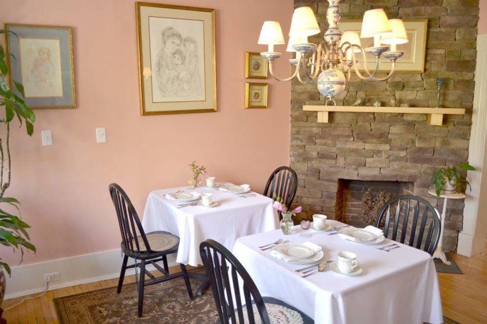 The Bell House Inn Glens Falls Eksteriør bilde